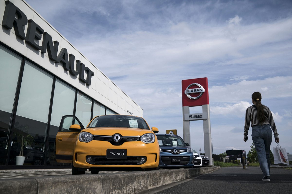 <i>Tomohiro Ohsumi/Getty Images</i><br/>Renault will slash stake in Nissan as they overhaul their alliance. Pictured is a Nissan and Renault car dealership on May 27