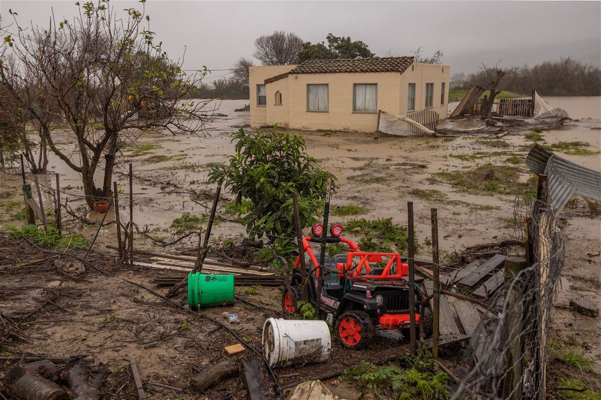 <i>David McNew/AFP/Getty Images</i><br/>Floodwaters inundate a home by the Salinas River near Chualar