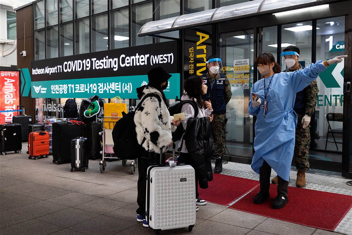 <i>SeongJoon Cho/Bloomberg  Bloomberg/Getty Images</i><br/>Global air traffic will return to pre-pandemic levels in June