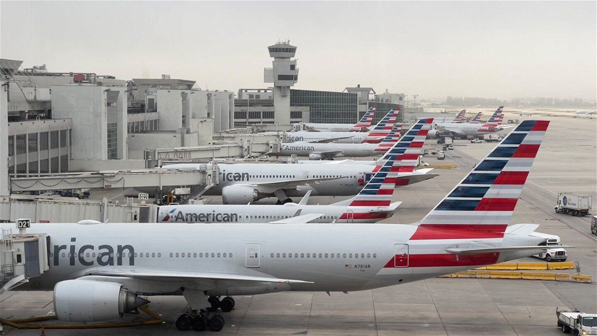 <i>Daniel Slim/AFP/Getty Images</i><br/>Air traffic control issues are triggering hours-long flight delays to Florida airports