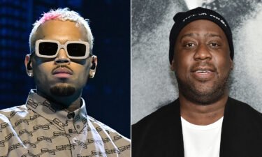 Chris Brown apologizes to Robert Glasper for online outburst after he lost the Grammy for best R&B album to Glasper.