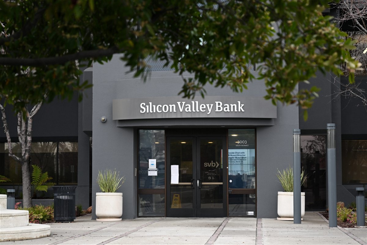 <i>Tayfun Coskun/Anadolu Agency/Getty Images</i><br/>The Federal Deposit Insurance Corp. took control of Silicon Valley Bank and said it would pay customers their insured deposits on Monday.