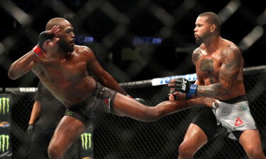 Jon Jones fighting Thiago Santos in 2019.