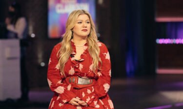 Kelly Clarkson says she's done with marriage