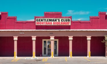 An image of a strip club in America by photographer François Prost.