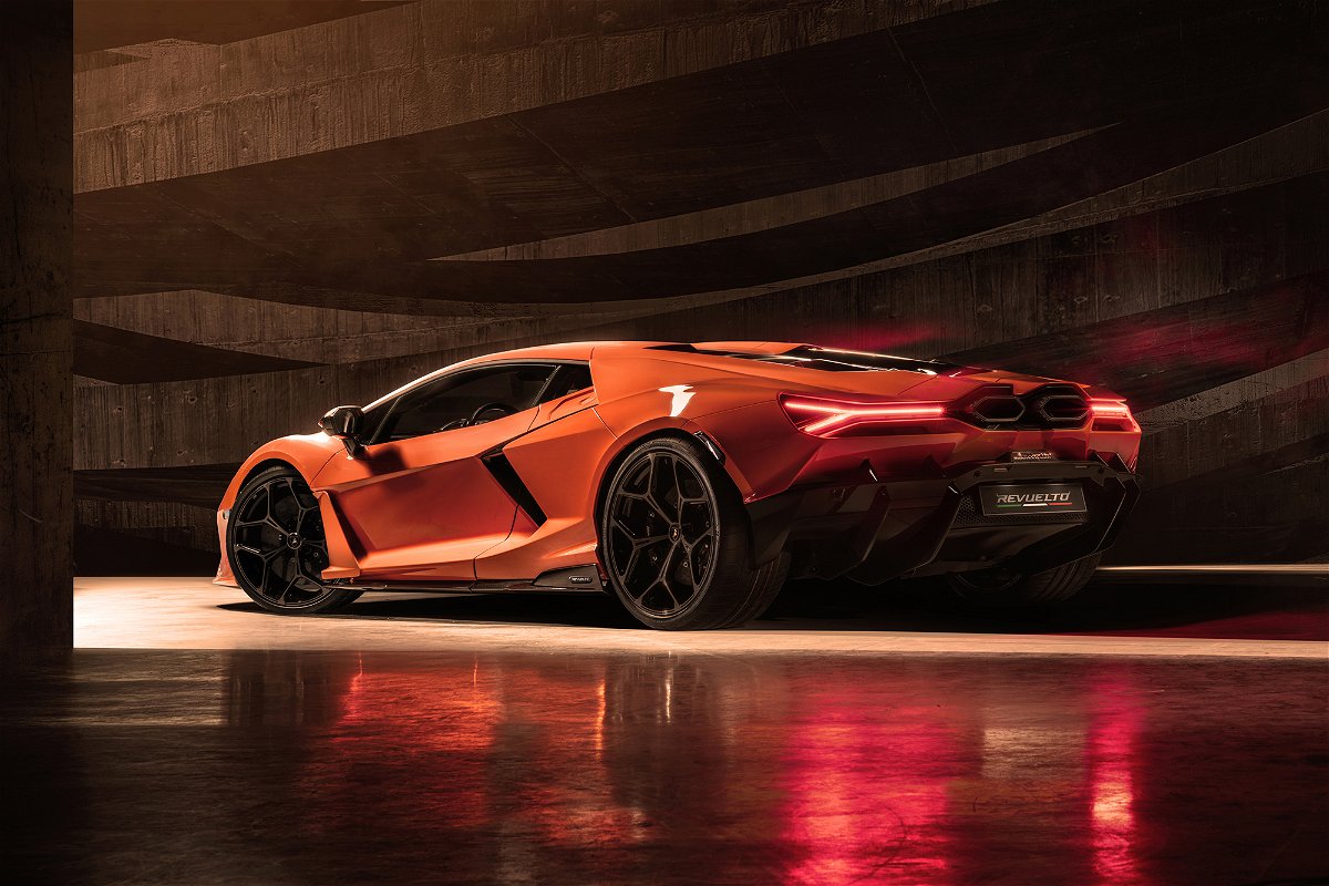 <i>Lamborghini</i><br/>