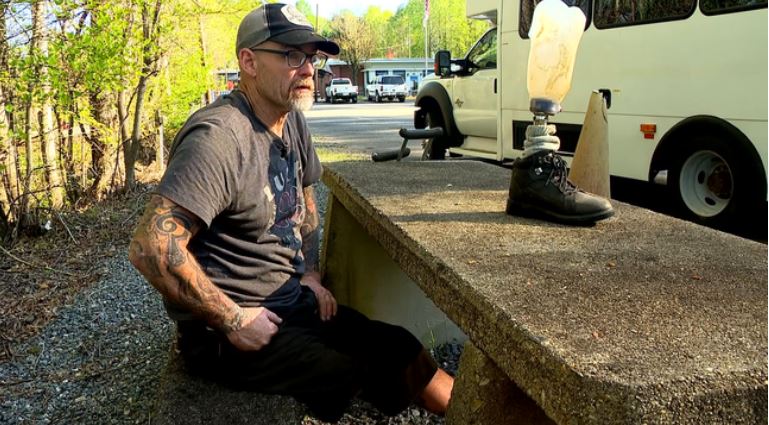 <i></i><br/>William Baker is working to reunite a lost prosthesis with its rightful owner.