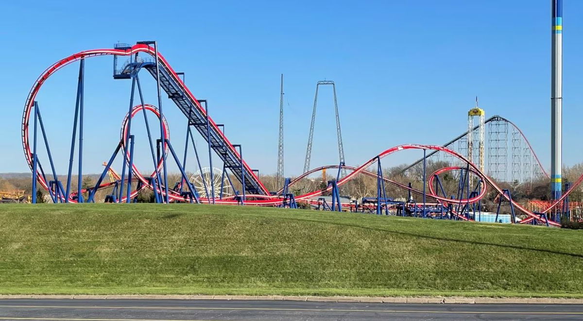 <i></i><br/>More than 100 teens were involved in fights at Worlds of Fun