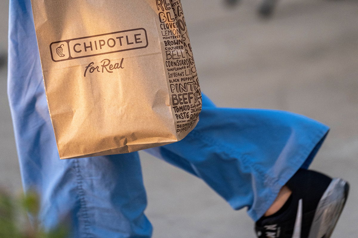 <i>David Paul Morris/Bloomberg/Getty Images</i><br/>Chipotle Mexican Grill is suing rival Sweetgreen for trademark infringement over the latter's recently released salad bowl.