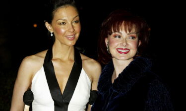 Ashley Judd and Naomi Judd