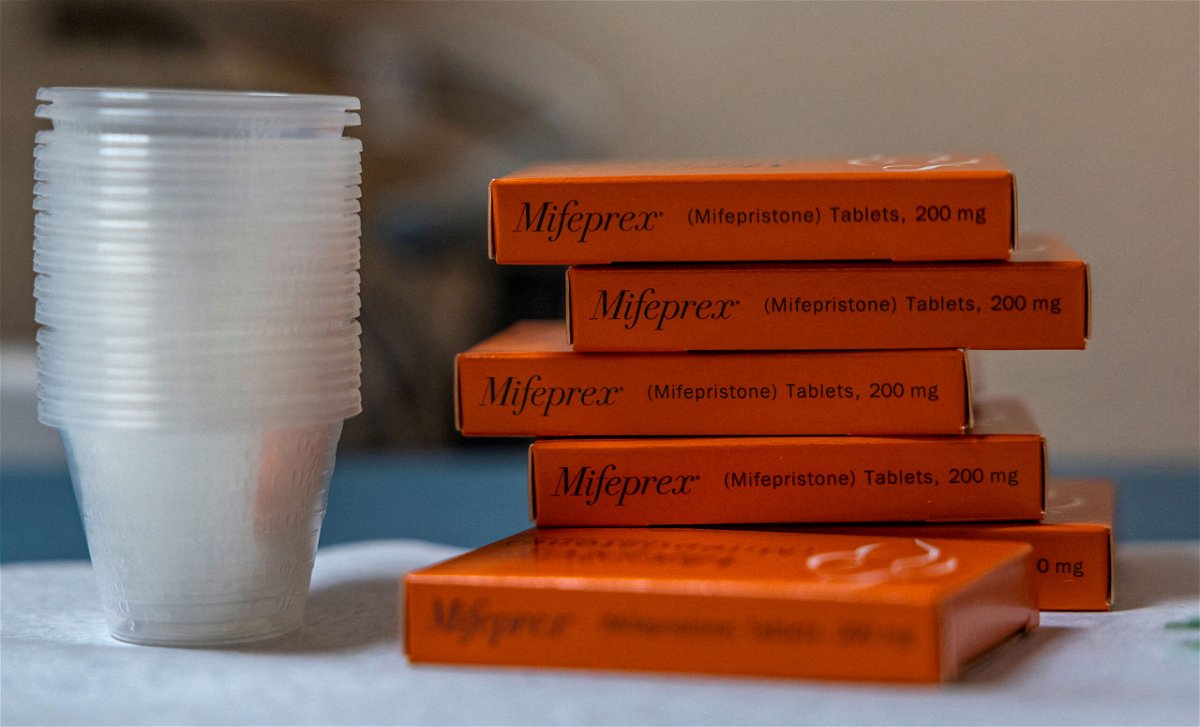 <i>Evelyn Hockstein/Reuters</i><br/>A federal appeals court late Wednesday night froze parts of a Texas judge's order that would have suspended the US Food and Drug Administration's approval of the medication abortion drug