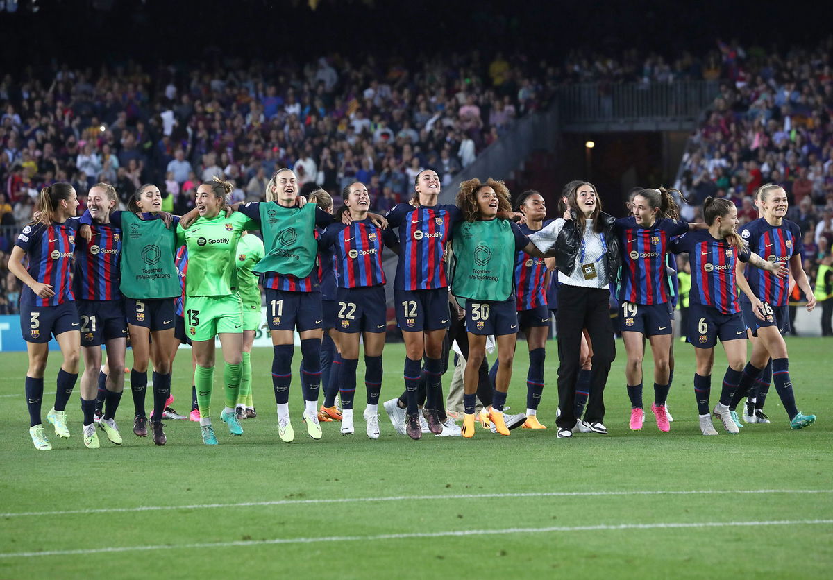 <i>Urbanandsport/NurPhoto/Shutterstock</i><br/>Barcelona players celebrate at the end of the match against Chelsea.