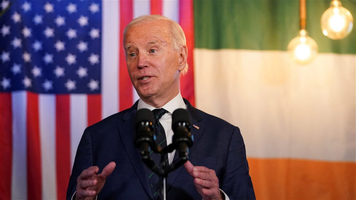 <i>Kevin Lamarque/Reuters</i><br/>US President Joe Biden speaks in a pub in Dundalk
