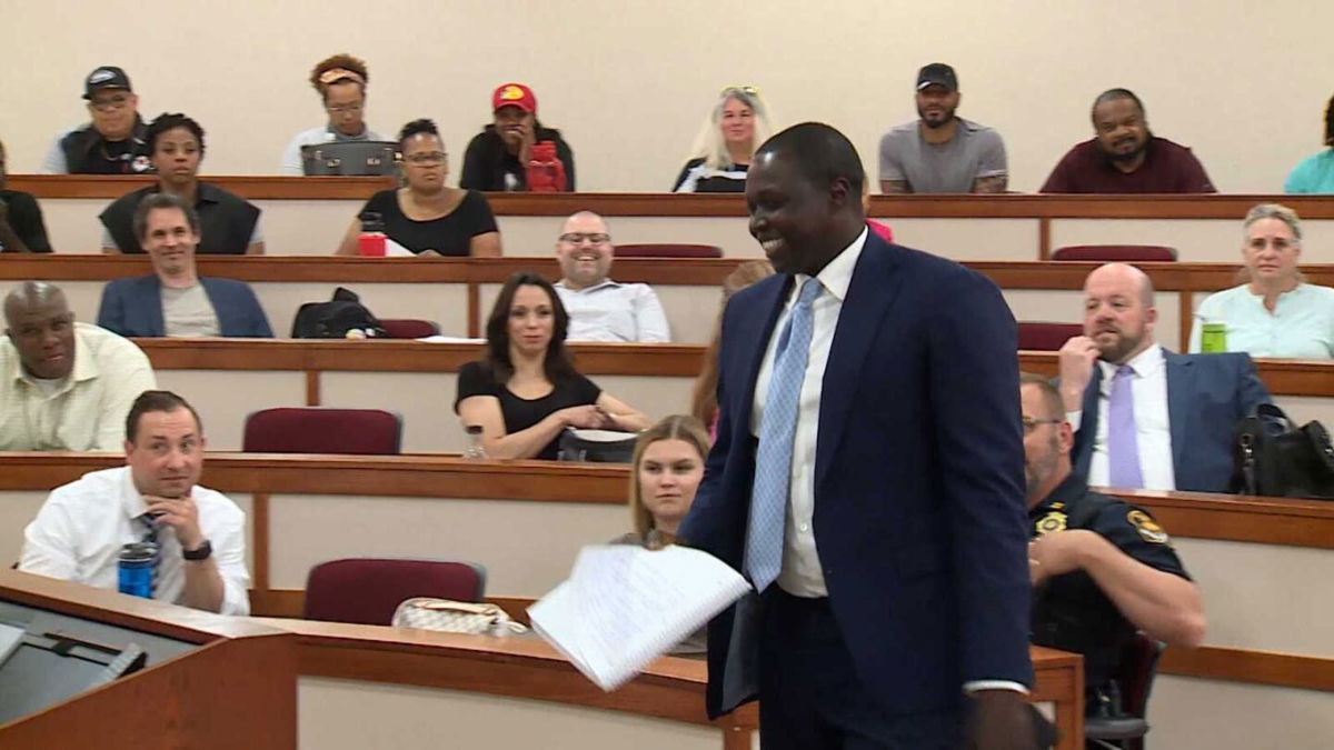 <i>KETV</i><br/>The president of the South Sudanese New Community hits the panic button on violence within his people. He's reached out to a group he knew could help him target gun violence within the community's youth. Dak Thon walked to the front of the room Wednesday
