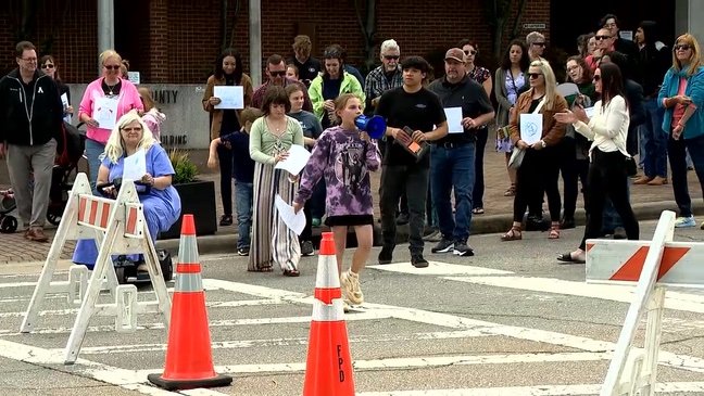 <i>WLOS</i><br/>The first-ever Youth Mental Health Help Rally was held Sunday