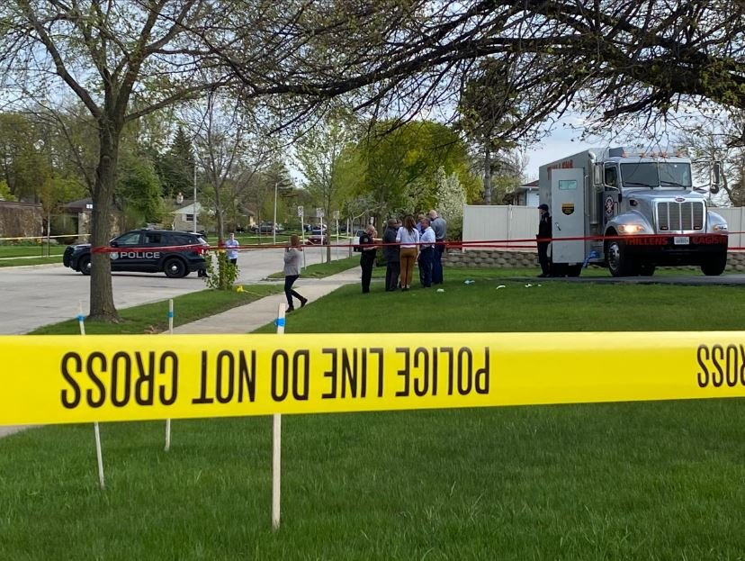 <i></i><br/>The person who was shot and killed after police said he tried to rob an armored car on Milwaukee's south side has been identified.