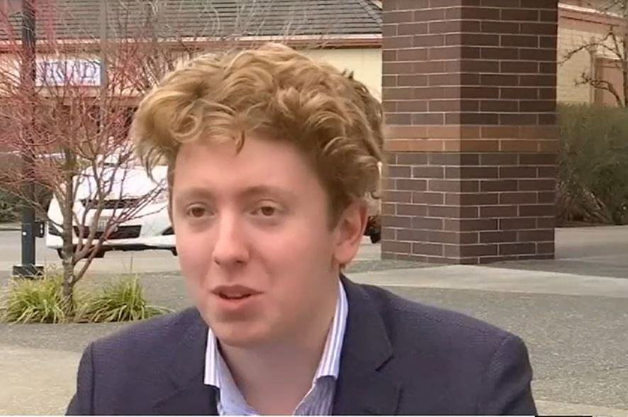 <i></i><br/>23-year-old Rory Bialostosky was elected as the youngest mayor of West Linn