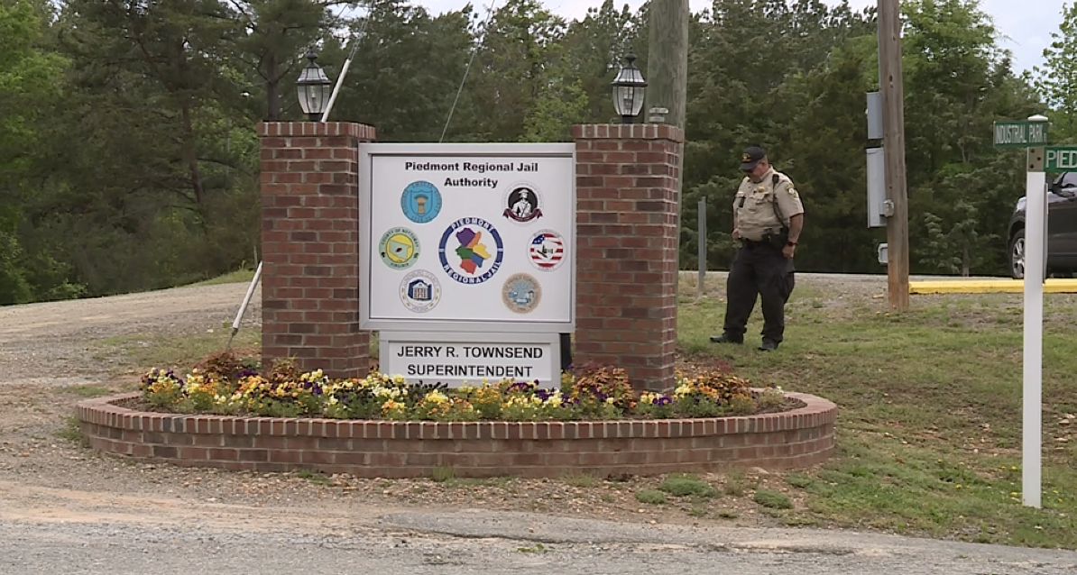 <i>WTVR</i><br/>Days after two inmates escaped from Piedmont Regional Jail in Farmville