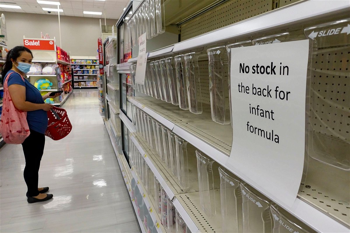 <i>Liao Pan/China News Service/Getty Images</i><br/>A sign on an empty shelf informs customers that there is no stock in the back for infant formula at a supermarket in 2022 in New York City.
