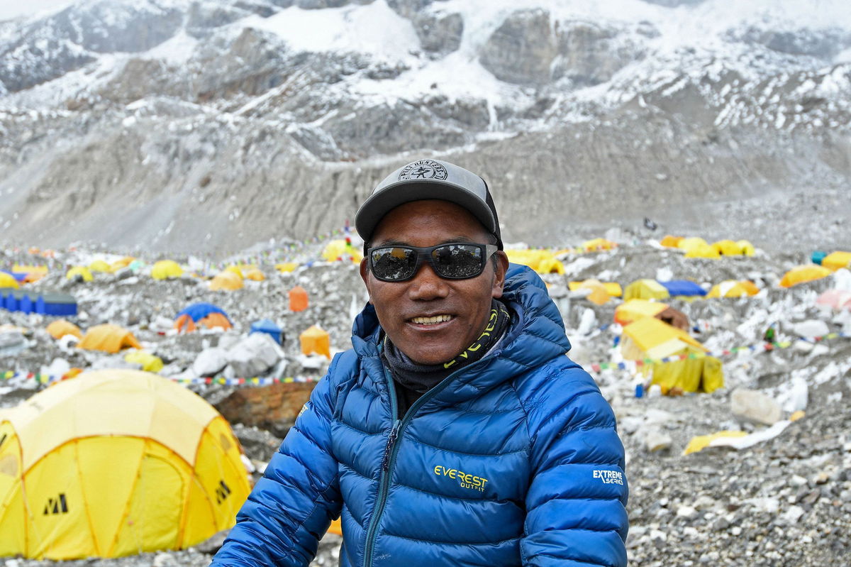 <i>Prakash Mathema/AFP/Getty Images</i><br/>Kami Rita Sherpa