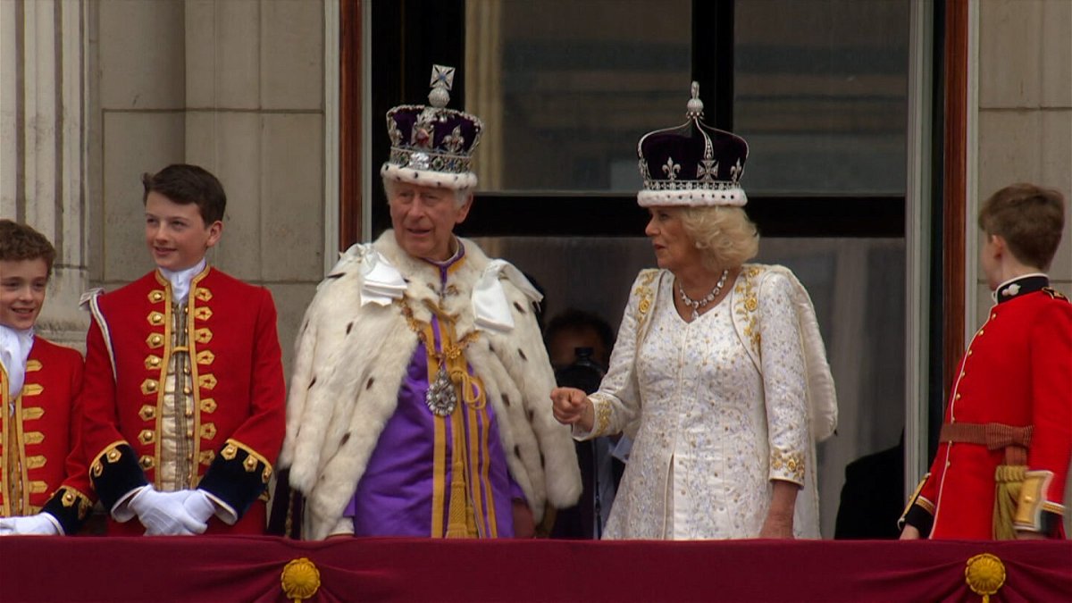 <i>CNN</i><br/>Britain's King Charles III and Queen Camilla appear on the Buckingham Palace balcony with various members of the royal family following their coronation in London on Saturday.