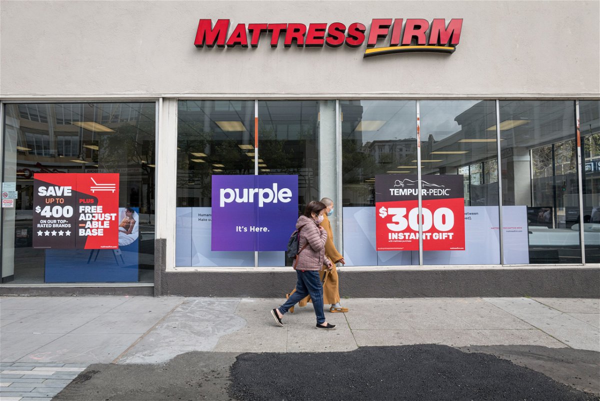 <i>David Paul Morris/Bloomberg/Getty Images</i><br/>Pedestrians walk past a Mattress Firm Holdings Corp. store in San Francisco