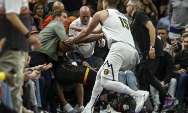 Nikola Jokić wrestled with Phoenix Suns owner Mat Ishbia in Game 4 of the Western Conference semifinal.