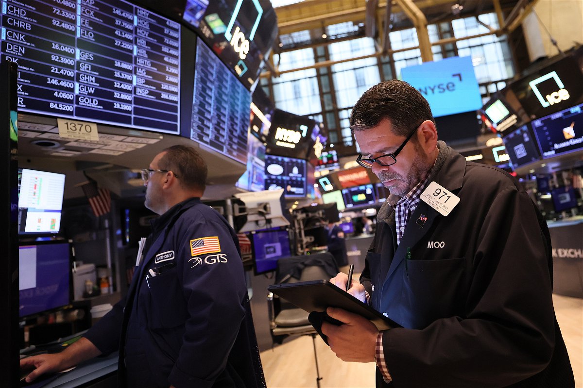 <i>Michael M. Santiago/Getty Images</i><br/>Traders work on the floor of the New York Stock Exchange on April 26