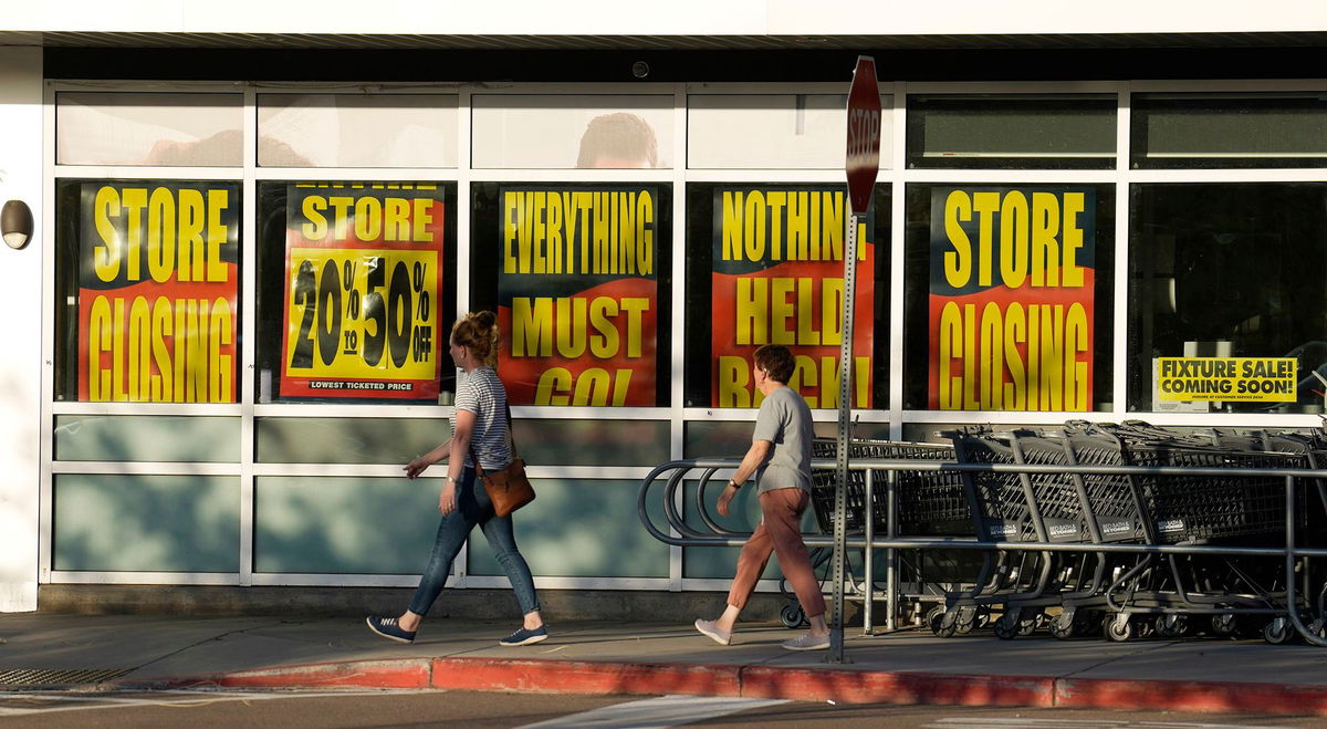 <i>David Zalubowski/AP</i><br/>Shoppers enter exit a Bed Bath & Beyond store on May 29 in Glendale