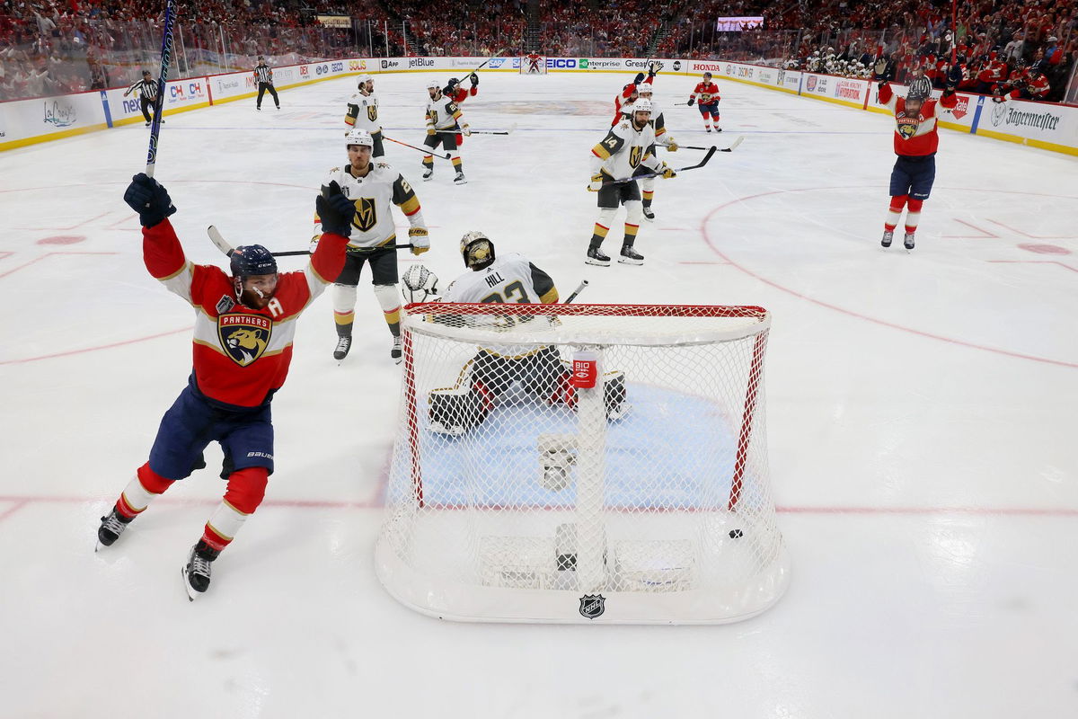 <i>Bruce Bennett/Getty Images</i><br/>Carter Verhaeghe #23 scored in overtime to give the Panthers the win.