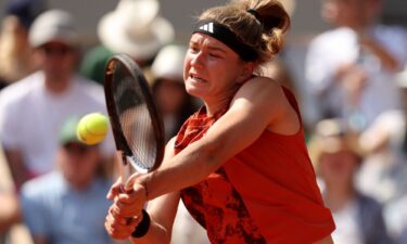 Karolina Muchova plays a backhand against Sabalenka in the semifinals.