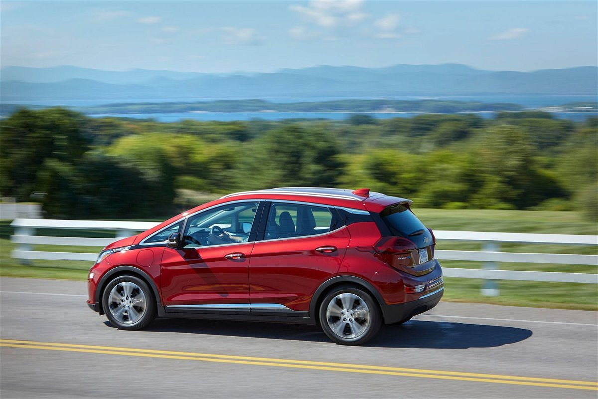 <i>Chevrolet</i><br/>With tax credits