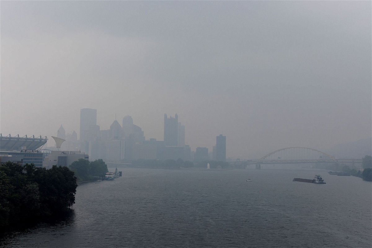 <i>Quinn Glabicki/Reuters</i><br/>A hazy sky hangs over Pittsburgh