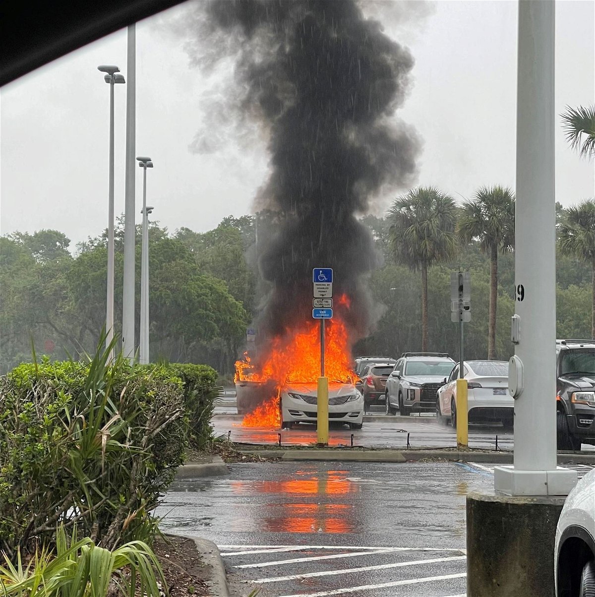 <i>Oviedo Police Department</i><br/>A woman's car caught fire with her children inside while she allegedly shoplifted inside a mall in Oviedo