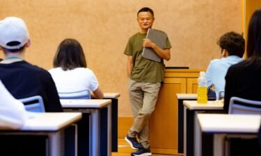 Jack Ma teaching Japan University of Tokyo
