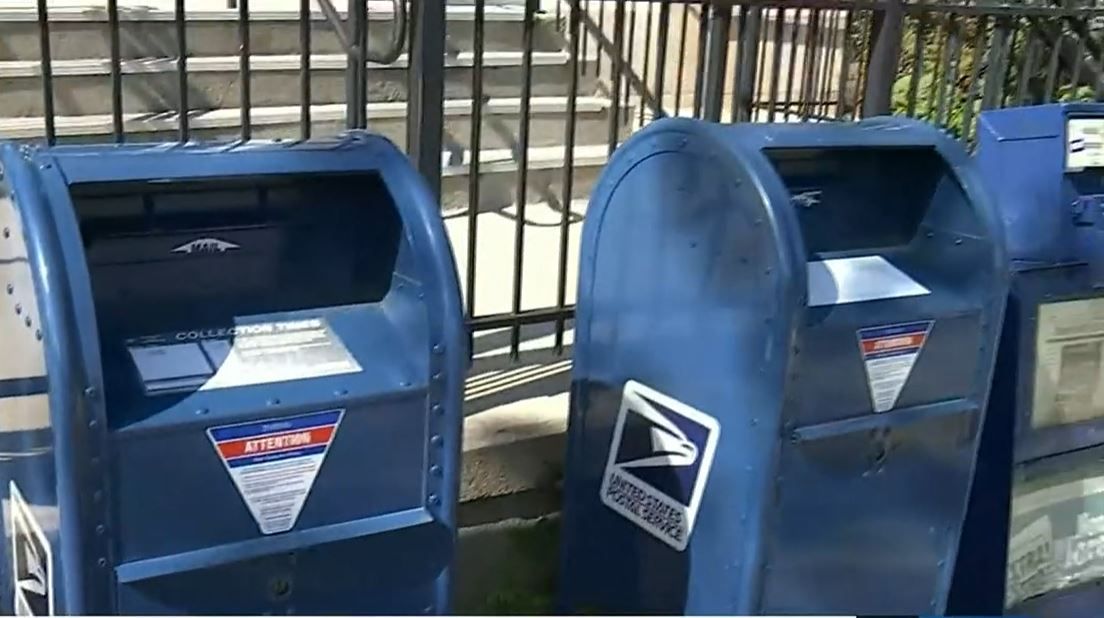 <i></i><br/>A man from New Jersey was arrested for stealing mail from collection boxes in New Haven and West Haven