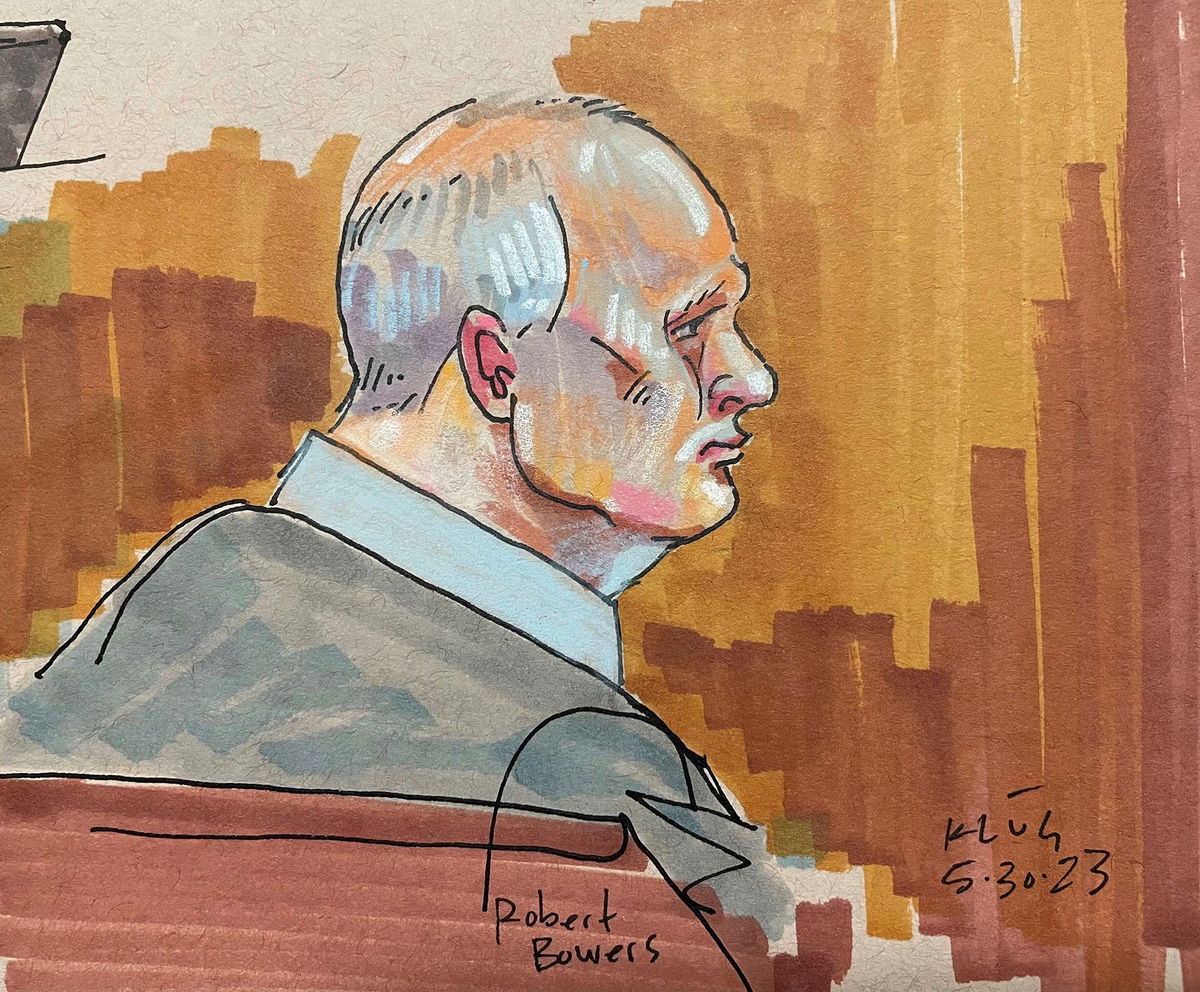 <i>David Klug/AP</i><br/>In this courtroom sketch