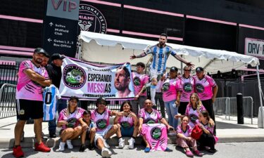 Lionel Messi  fans wait for his arrival at the DRV PNK Stadium in Fort Lauderdale