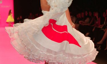 A model walks the catwalk during Betsey Johnson's 2001 Spring-Summer runway show.