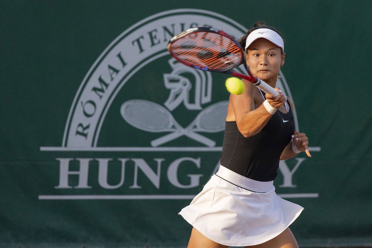 <i>Attila Volgyi/Xinhua/Getty Images</i><br/>Amarissa Toth beat Zhang Shuai in a controversial match on Tuesday.