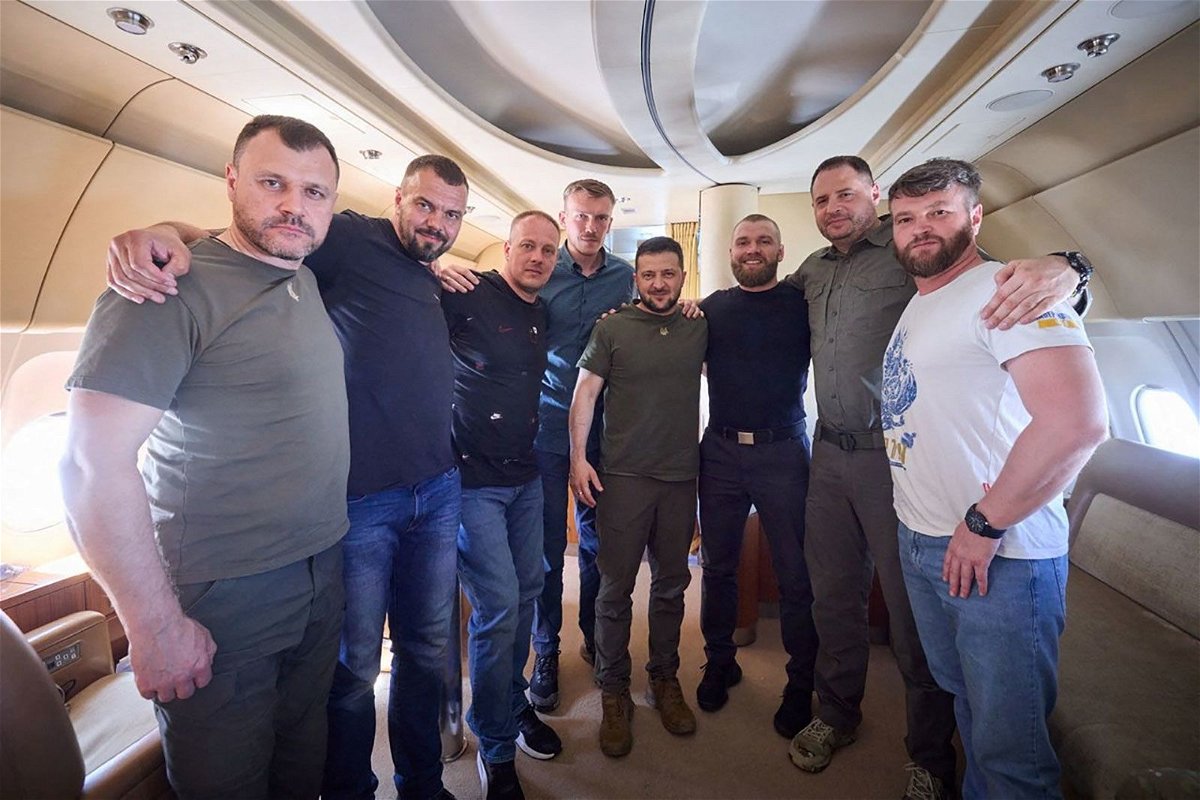 <i>Ukrainian Presidential Press Service/Handout/Reuters</i><br/>Zelensky pictured with Azovstal commanders as they return to Ukraine from Istanbul.