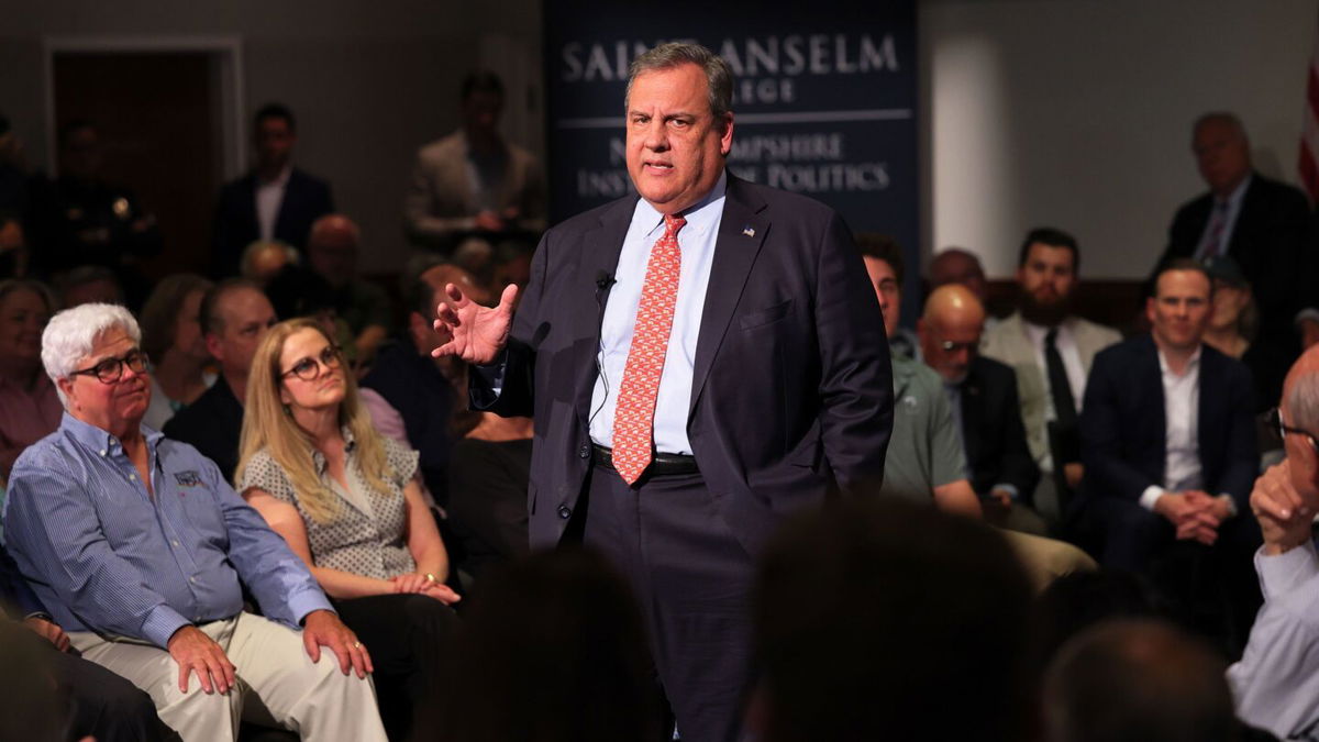 <i>Michael M. Santiago/Getty Images</i><br/>Republican presidential candidate Chris Christie raised $1.65 million over the first 25 days of his candidacy through June 30