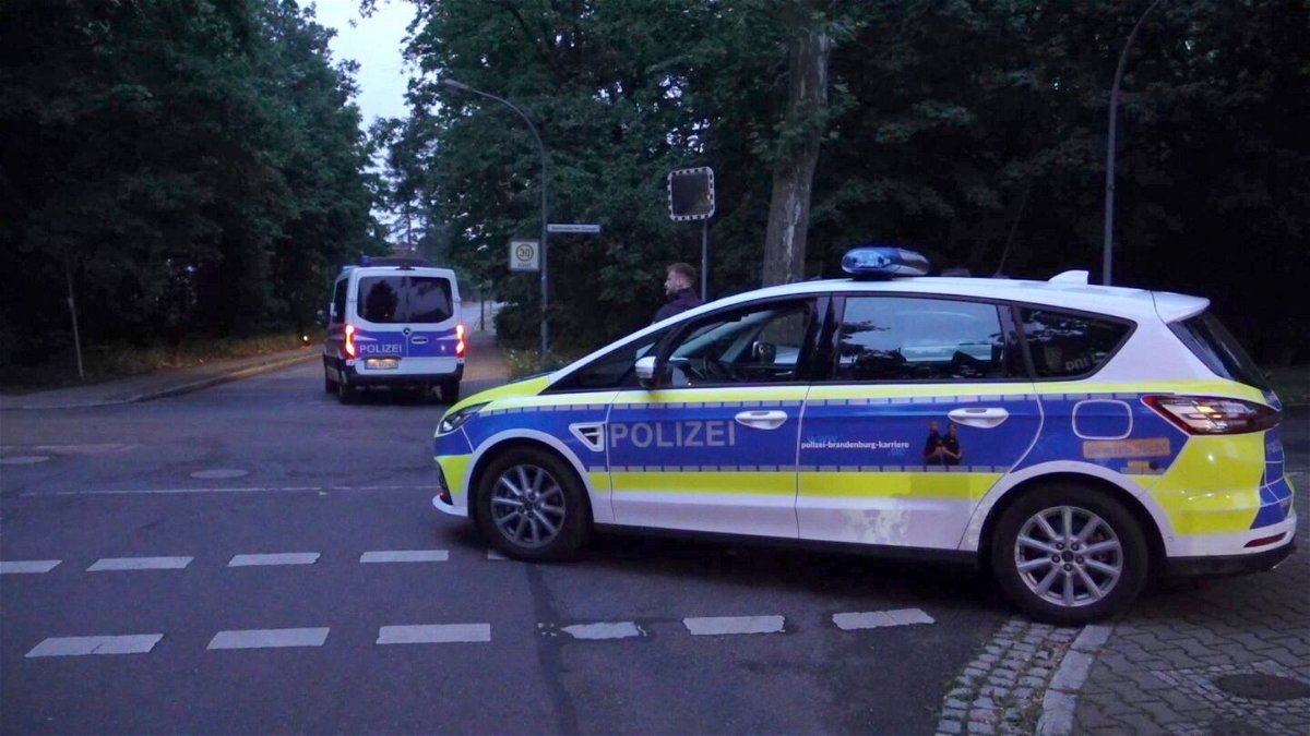 <i>Sven K'uler/picture-alliance/dpa/AP</i><br/>German police are searching for a dangerous wild animal on the loose in the southwestern part of Berlin.