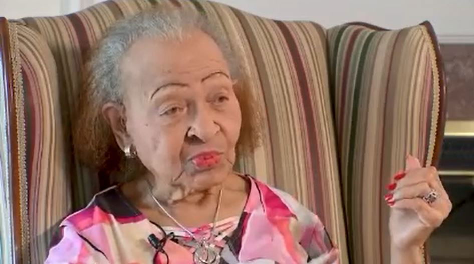 <i></i><br/>102-year-old Houstonian