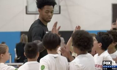 Trail Blazers star Anfernee Simons made a few new friends Saturday morning as Simons hosted his first kids camp at the Beaverton Hoop YMCA.