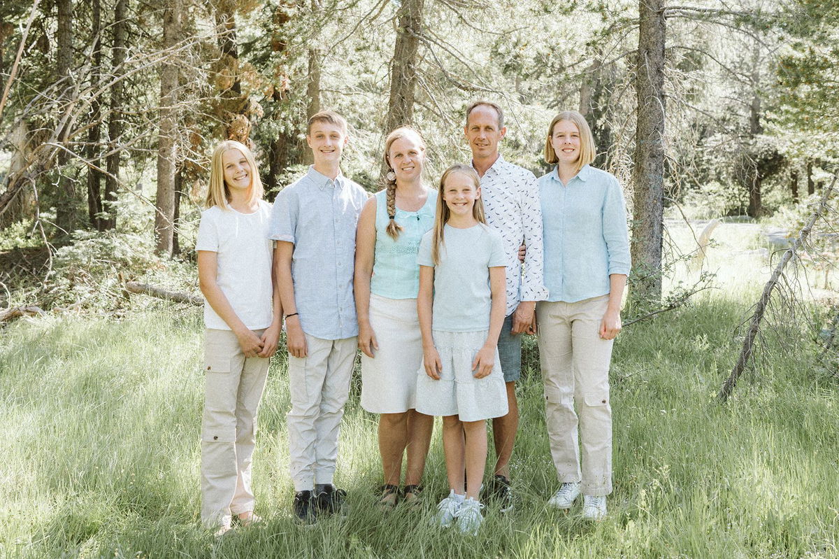 Eric and Rixa with their four children, Zari, Dio, Inga and Ivy.