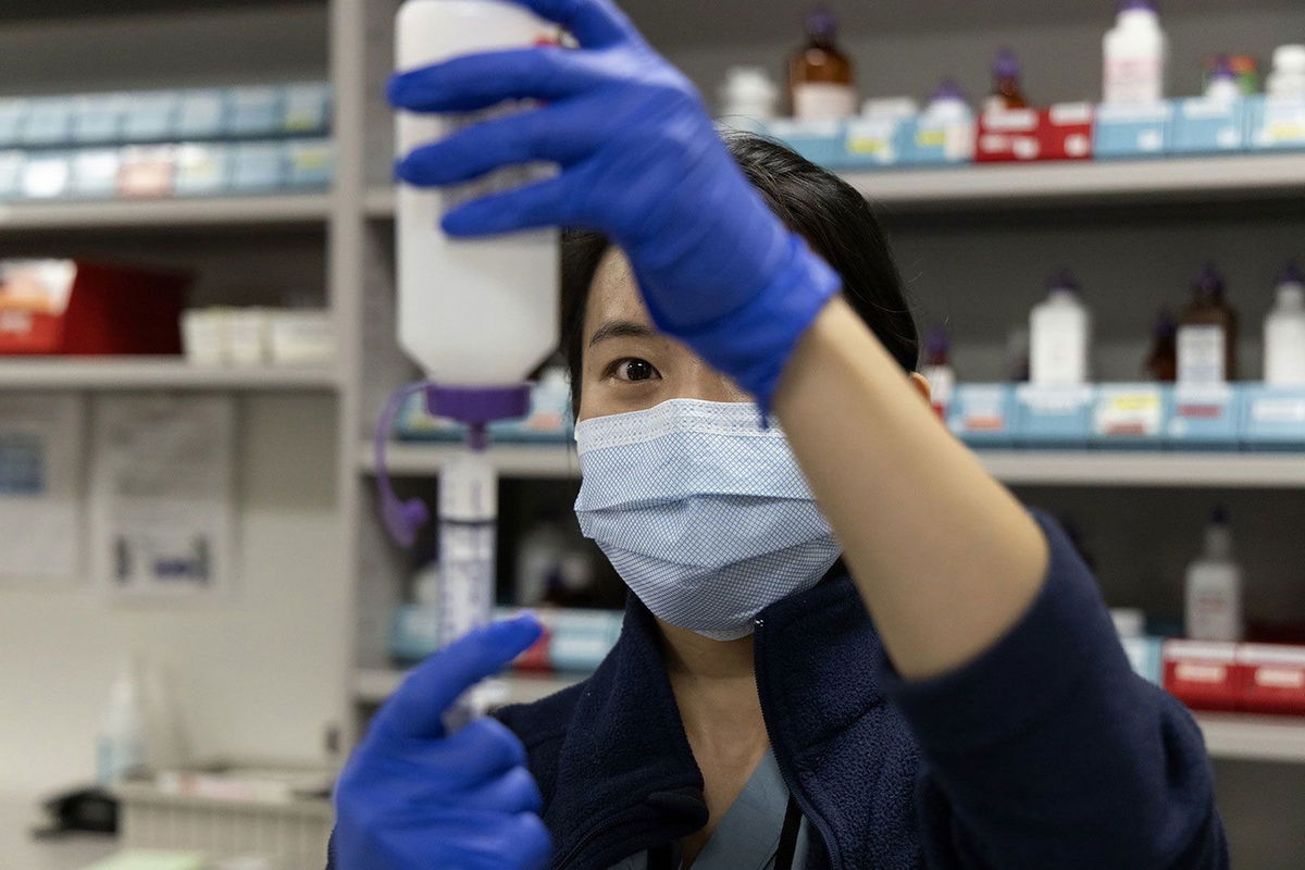 <i>Erin Hooley/Chicago Tribune/TNS/Getty Images/FILE</i><br/>Pharmacist Selena Ko reconstitutes powered antibiotic amoxicillin and measures doses for pediatric patients at Rush University Medical Center in Chicago.