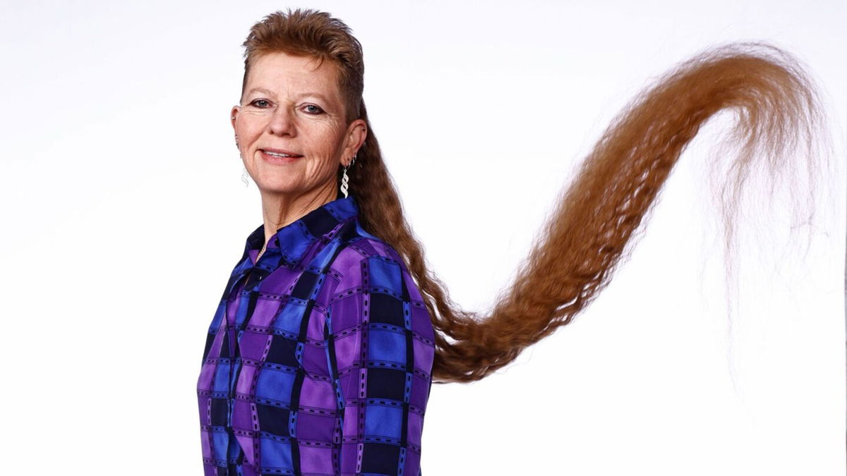 Tami Manis has the longest female mullet in the world.