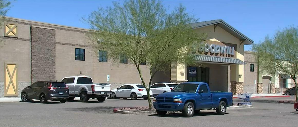 <i>KPHO/KTVK</i><br/>Somebody donated a human skull that was part of a decoration to a Goodyear Goodwill and investigators say it's not connected to a crime.