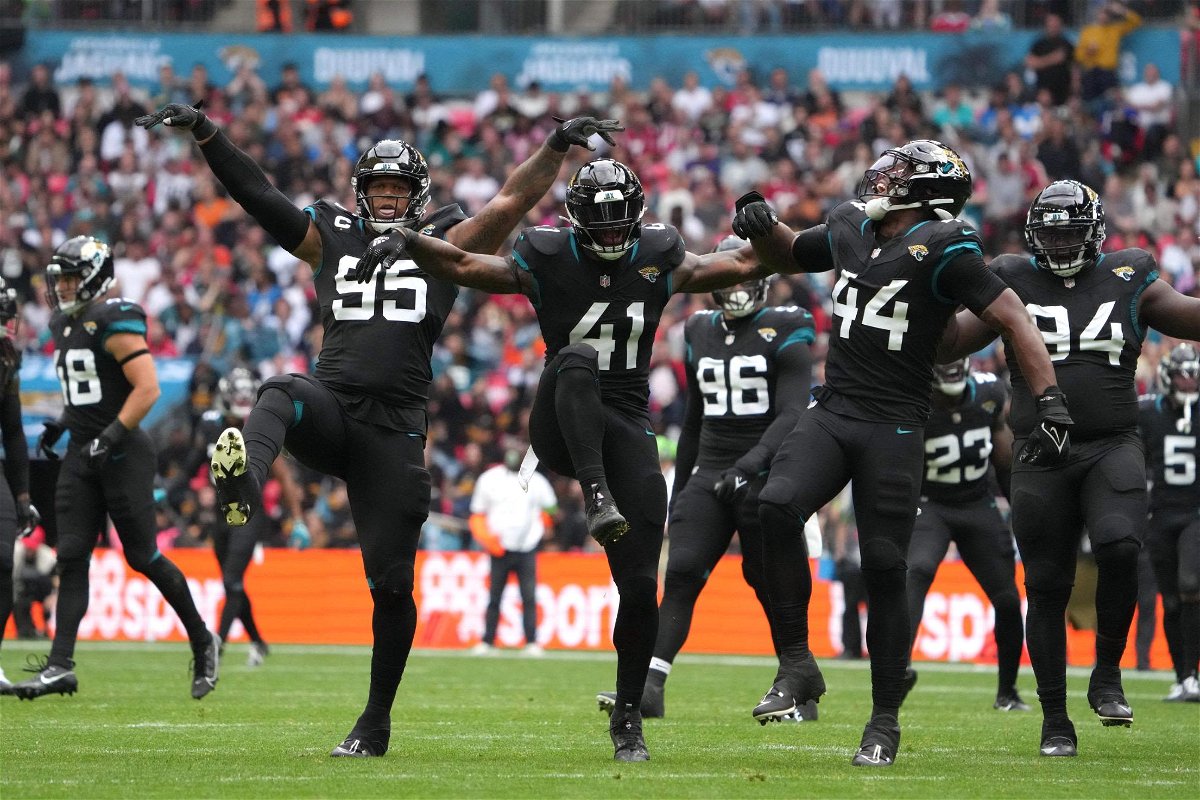 <i>Kirby Lee/USA Today Network/Reuters</i><br/>Jaguars defensive end Roy Robertson-Harris (95)